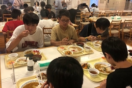 写真 交流夕食会