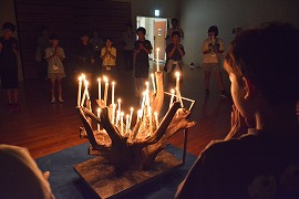 �ʐ^�@�V���l�w