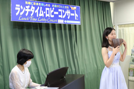 櫻岡史子 佃恵井子 演奏写真